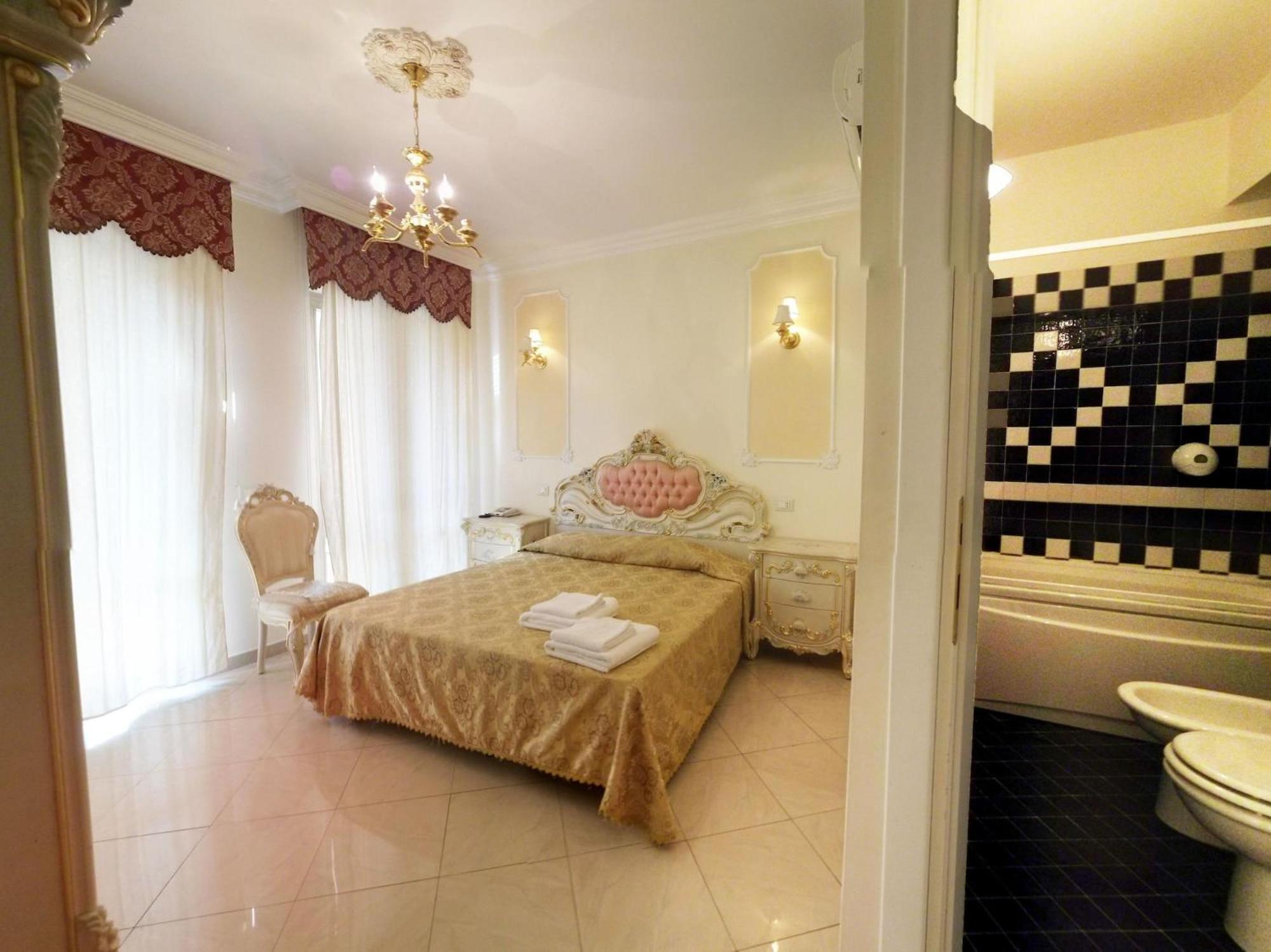 Colosseo Rooms Imperial Рим Екстериор снимка